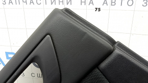 Обшивка двери карточка задняя левая Subaru Outback 15-19 черная, вставка черная ткань, подлокотник черная кожа с серой строчкой, серый молдинг, царапины, вмятины