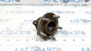 Ступица задняя правая Mazda 3 19-26 FWD Japan built ржавая