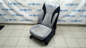 Scaun șofer Toyota Prius 50 16-18 fără airbag, mecanic, din material textil negru-gri, pentru curățare chimică