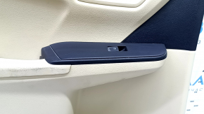 Ornamente ușă spate stânga Toyota Camry v55 15-17 usa bej cu inserție bej din plastic, cotiera din cauciuc, cu control ridicare geam, zgârieturi, pentru curățat