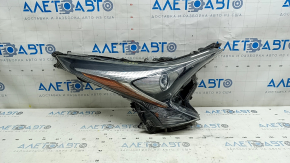 Far față dreapta Toyota Prius 50 16-18 touring fără faruri, cu iluminare automată