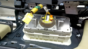 Торпедо передняя панель с AIRBAG Toyota Prius 50 17-22 черная с серым под малый дисплей, с нижним креплением, под химчистку