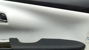 Ornamente ușă față dreapta Toyota Prius 50 16-22 negru cu inserție gri, cu cotieră, zgârieturi, pentru curățare chimică
