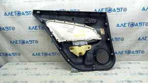 Обшивка двери карточка задняя правая Toyota Prius 50 16-18 черная с серой вставкой, с подлокотником ,царапины
