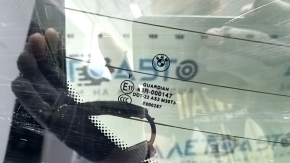 Дверь багажника голая со стеклом верхняя часть BMW X5 F15 14-18 тонировка, графит A52M, тычка
