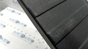 Обшивка нижней двери багажника основная BMW X5 F15 14-18 черная, 2 части с заглушкой, царапины, под чистку