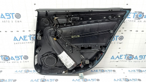 Обшивка двери карточка задняя левая в сборе Audi A4 B8 13-16 черная, седан BANG & OLUFSEN, под шторку, подлокотник кожа черная, вставка алькантара черная, молдинг алюминий, вмятины, царапины