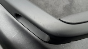 Ornamente ușă spate dreapta complete Audi A4 B8 13-16 negru, sedan BANG & OLUFSEN, prelată, cotieră piele neagră, inserție Alcantara neagră, ornament aluminiu, fixare ruptă, zgârieturi
