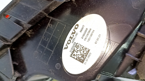 Фонарь внешний крыло правый Volvo XC60 18-26 сломано крепление фишки, вода под стеклом
