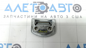 Крюк багажника Audi A4 B8 08-16 хром