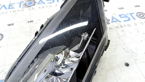 Противотуманная фара птф правая Volvo XC60 20-26 code: XE0D, песок