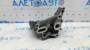 Корпус помпы Toyota Camry v55 15-17 hybrid usa без помпы