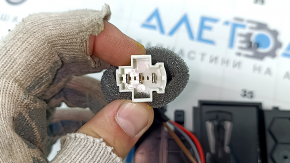 Карман центральной консоли с прикуривателем Audi A4 B8 13-16 рест, царапины, под чистку