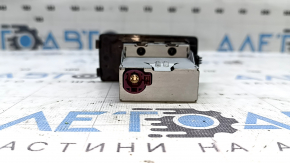 Hub USB Volvo XC60 22-25 Tip-C
