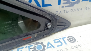 Jaluzea geam spate dreapta Toyota Venza 21-24 cromată, ghidaje rupte, zgârieturi