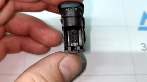 Кнопка выключения BSM двери передней левой Audi A4 B8 13-16 рест