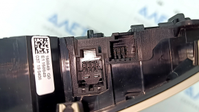Плафон освещения передний Mercedes W167 GLE 350 450 20-26 под панораму и люк, бежевый, царапины, под чистку