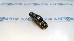 Рокер Mazda 3 19-26 2.5