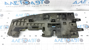Кронштейн порога левый Mercedes W167 GLE 350 450 20-26 задняя часть, надломан, отсутствует фрагмент