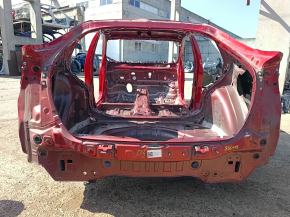 Задняя панель Toyota Prius 50 19-22 на кузове, красная