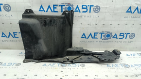 Защита двигателя боковая левая Toyota Prius 50 16-18 потерта, надорван