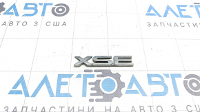 Эмблема надпись XSE двери багажника Toyota Highlander 21-26 хром