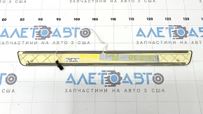 Накладка порога наружная передняя левая Mercedes W167 GLE 350 450 20-26 хром с подсветкой, царапины, вмятина