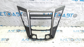 Ornamente panou de control față Hyundai Sonata 11-15, negru, cu inserții argintii, zgârieturi 