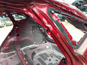 Четверть крыло задняя левая Toyota Venza 21-24 красный, на кузове, мятая