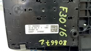 Плафон освещения передний в сборе BMW 3 F30 12-18 под люк черный, царапины, облезло покрытие