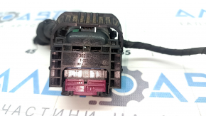 Фишка на блок ECU компьютера двигателя BMW 3 F30 17-18 B46, черная с 1 разьемом
