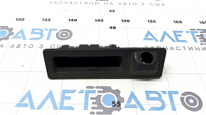 Ручка с кнопкой открытия крышки багажника наружная BMW 3 F30 17-18 под камеру