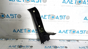 Накладка проема багажника правая Lexus RX300 RX330 RX350 RX400h 04-08 черная, потерта