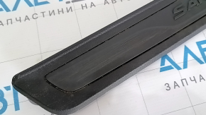 Ornamente prag ușă față stânga exterior Hyundai Santa FE Sport 13-18 negru, uzat