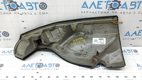 Боковушка заднего ряда сидений правая BMW 3 F30 16-18 кожа черная, примята