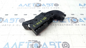 Фишка на блок ECU компьютер двигателя Kia Sportage 17 2.4 желткая