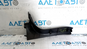 Накладка проема багажника правая Lexus RX350 RX450h 10-15 черная, потерта