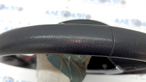 Volan nearanjat BMW 3 F30 12-18, piele neagră, sport, cusături roșii, amortizoare încălzite sub amortizoare, cu butoane și strat protector, zgârieturi, uzat
