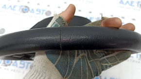 Volan nearanjat BMW 3 F30 12-18, piele neagră, sport, cusături roșii, amortizoare încălzite sub amortizoare, cu butoane și strat protector, zgârieturi, uzat