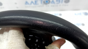 Volan nearanjat BMW 3 F30 12-18, piele neagră, sport, cusături roșii, amortizoare încălzite sub amortizoare, cu butoane și strat protector, zgârieturi, uzat