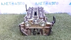 Головка блока цилиндров голая Ford C-max MK2 13-18  с клапанами и гидрокомпенсаторами
