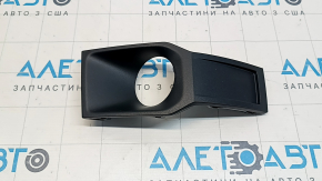 Накладка правой решетки переднего бампера Audi Q7 16-19 под радар