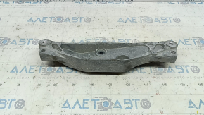 Кронштейн заднего дифференциала редуктора Volvo XC60 22-26 B5, B6