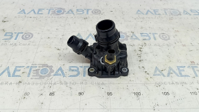 Корпус термостата Volvo XC60 22-26 B5, B6