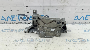 Кронштейн компрессора кондиционера Volvo XC60 22-26 B5, B6