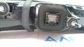 Lampa centrala Nissan Ariya 23-25