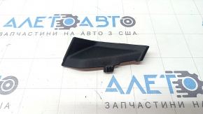 Уплотнитель решетки дворников правый Toyota Prius 50 16-22