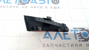 Уплотнитель решетки дворников правый Toyota Prius 50 16-22