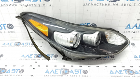 Far față dreapta gol Kia Sportage 17-19 FWD halogen, pentru lustruit, lac crăpat, sigiliu decojit