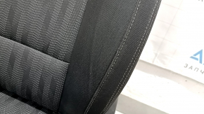 Водительское сиденье Kia Sportage 17-19 без airbag, механическое, ткань черная, LX, серая строчка, под химчистку, потерто